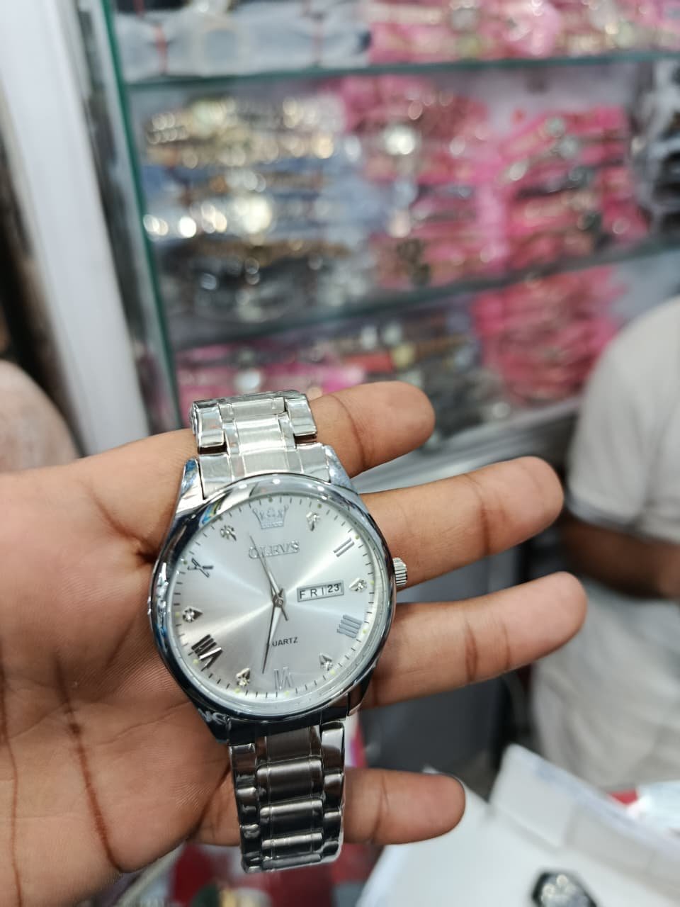 OLEVS Luxury Quartz Men’s Watch - Image 2
